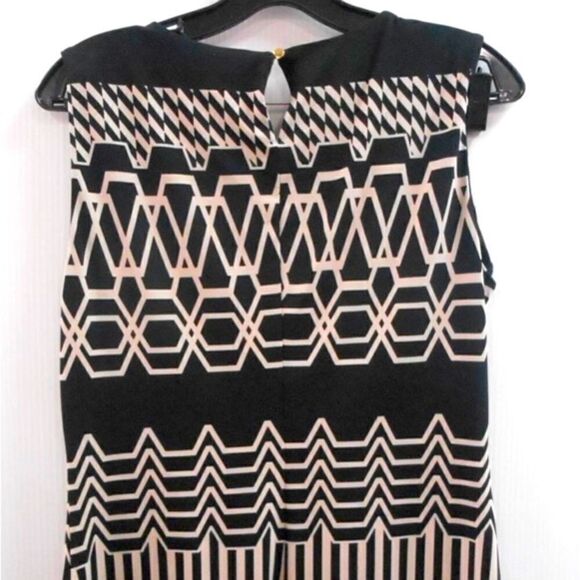 Womens Calvin Klein sleeveless camisole size M EUC - Picture 1 of 3